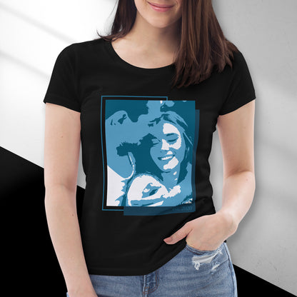Personalized Women's T-Shirt in black - Large Portrait in Blue | Seepu